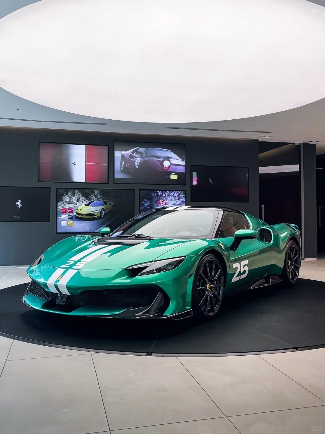 Ferrari296Speciale，这个绿简直照亮了我的世界