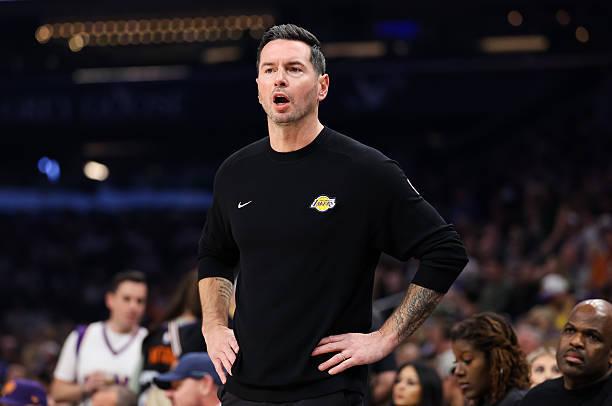 雷迪克看了连夜撤交易申请！家人们，克内克特这波操作直接封神！被下放到发展联