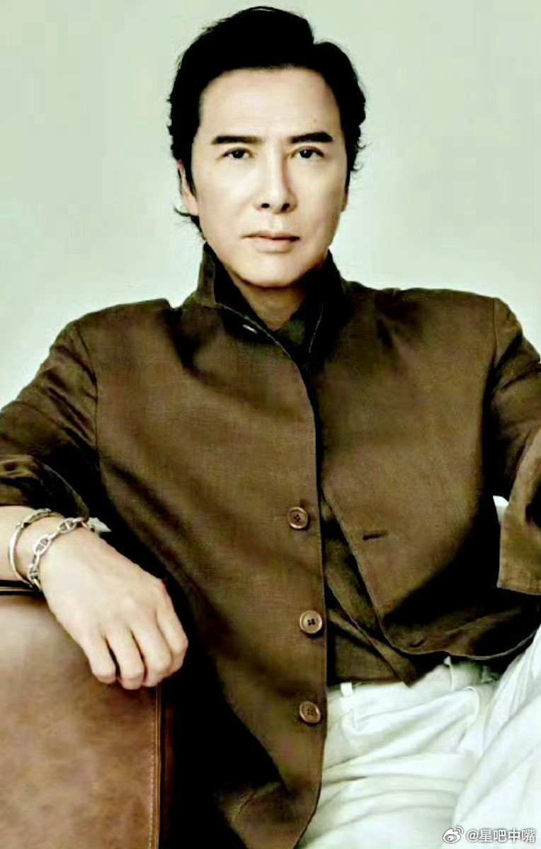 🍉张艺谋执导《惊蛰无声2》即将筹备，主演阵容：易烊千玺甄子丹(按形式字母顺