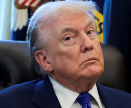 张召忠教授当年说的一句话，现在回头看，简直准得吓人，当年特朗普还在竞选的时候，张