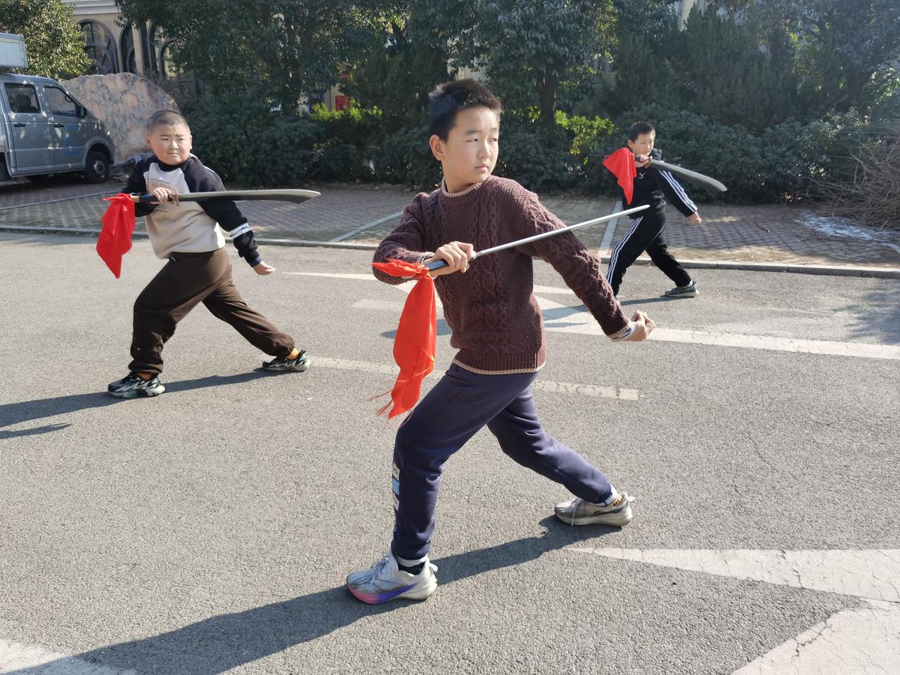 张金涛（尚派形意拳非遗传承人）教学以三体式筑基、腰脊为轴、整劲发力、单操实战、筋