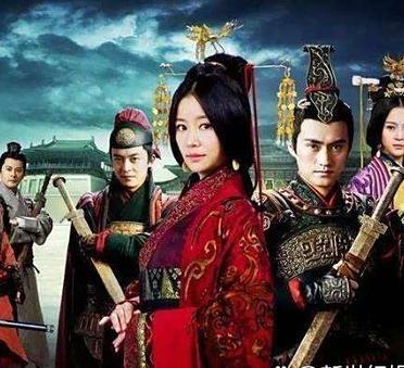 林心如成为金牌制片人后，很多人说林心如非常的幸运，年轻的时候靠琼瑶走红，上了年纪