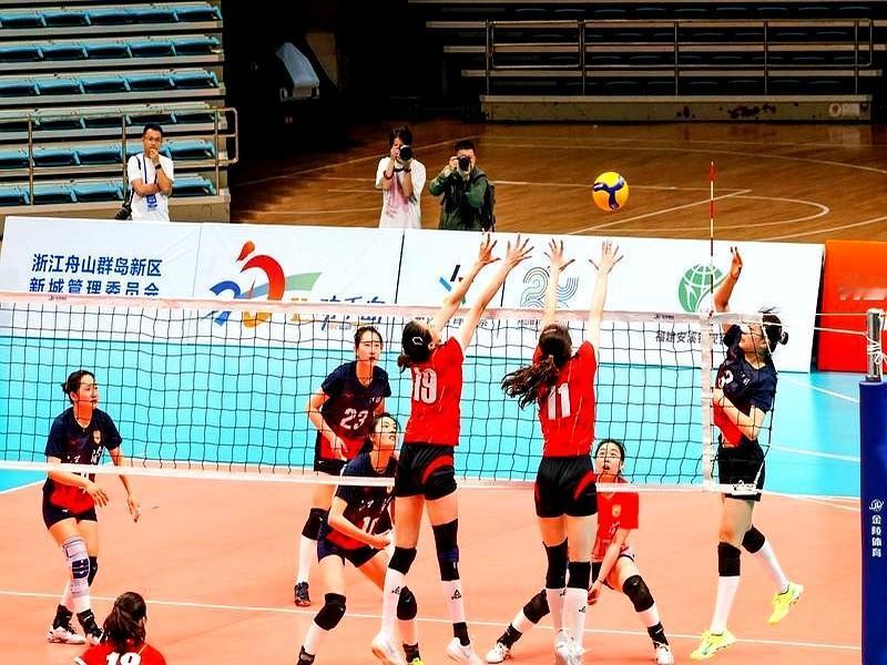 中国女排全运会半决赛刚结束，江苏对福建的比赛结果火了：江苏以3-1晋级，张常宁砍