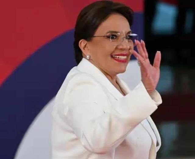 美国干预大选被揭穿！洪都拉斯总统卡斯特罗宣布大选无效。为啥？99.4%的计票显示