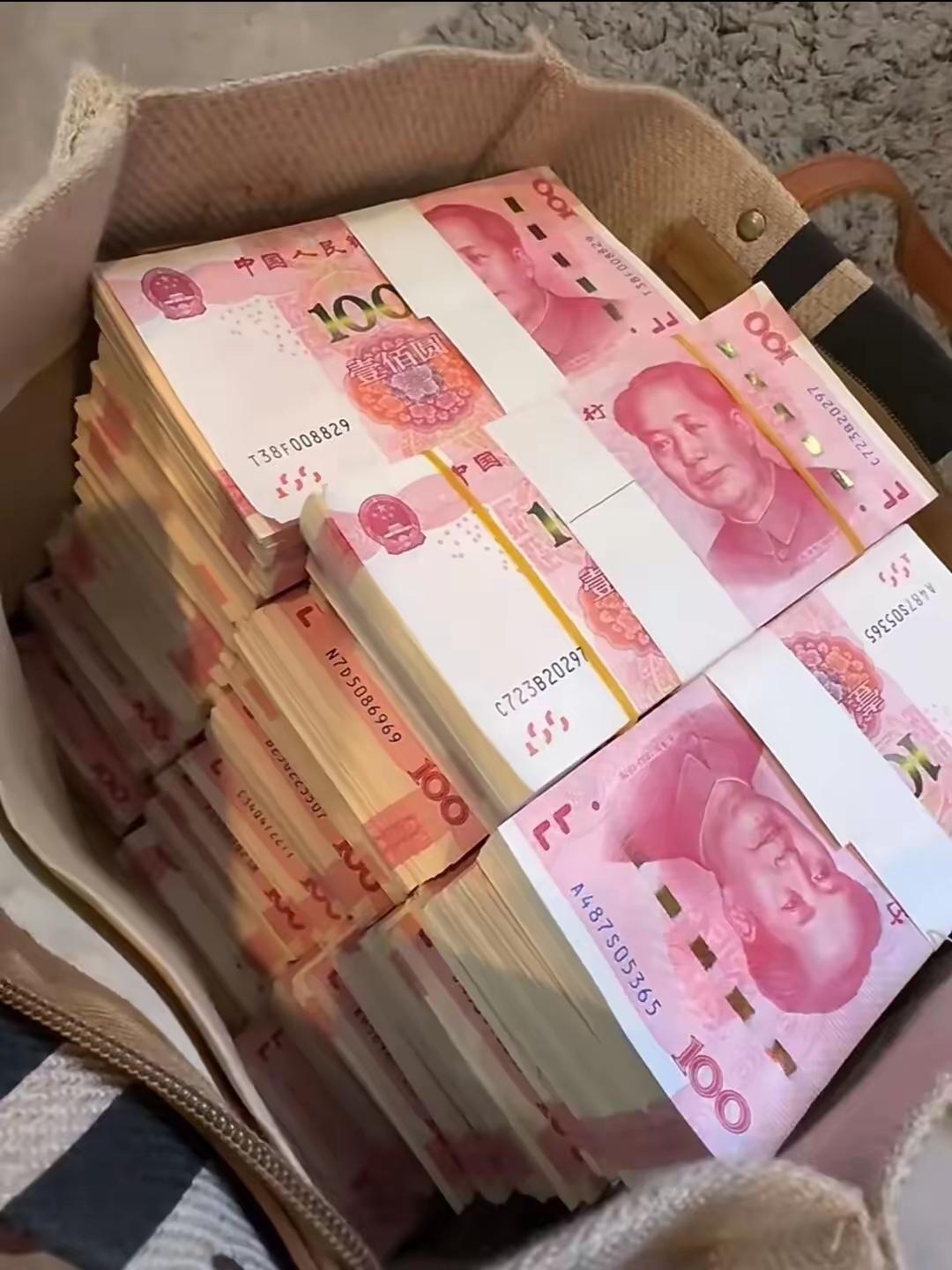 挣大钱真的需要靠命吗？我觉得还真有点道理。有个券商营业部老总说，赚大钱的客户多