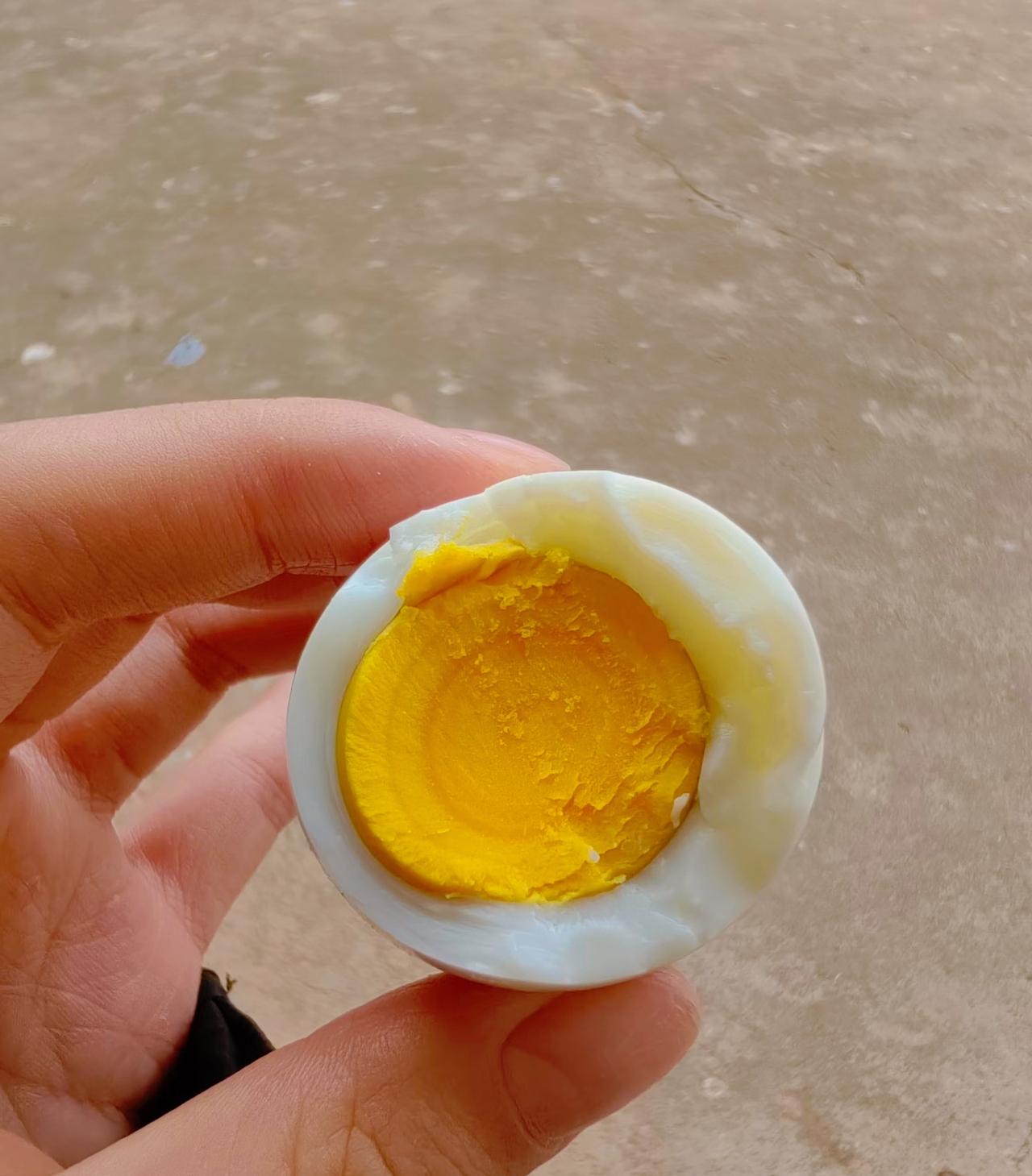 ：）女人你越不好惹你命越好，凡是让你顾全大局的，你肯定不在大局里，凡是让你