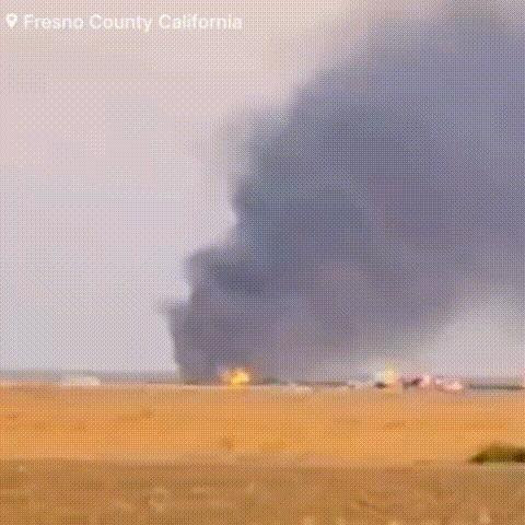 突发！一架美军F-35C坠毁，1.2亿美元，就这么没了据多家美国媒体报道，当地