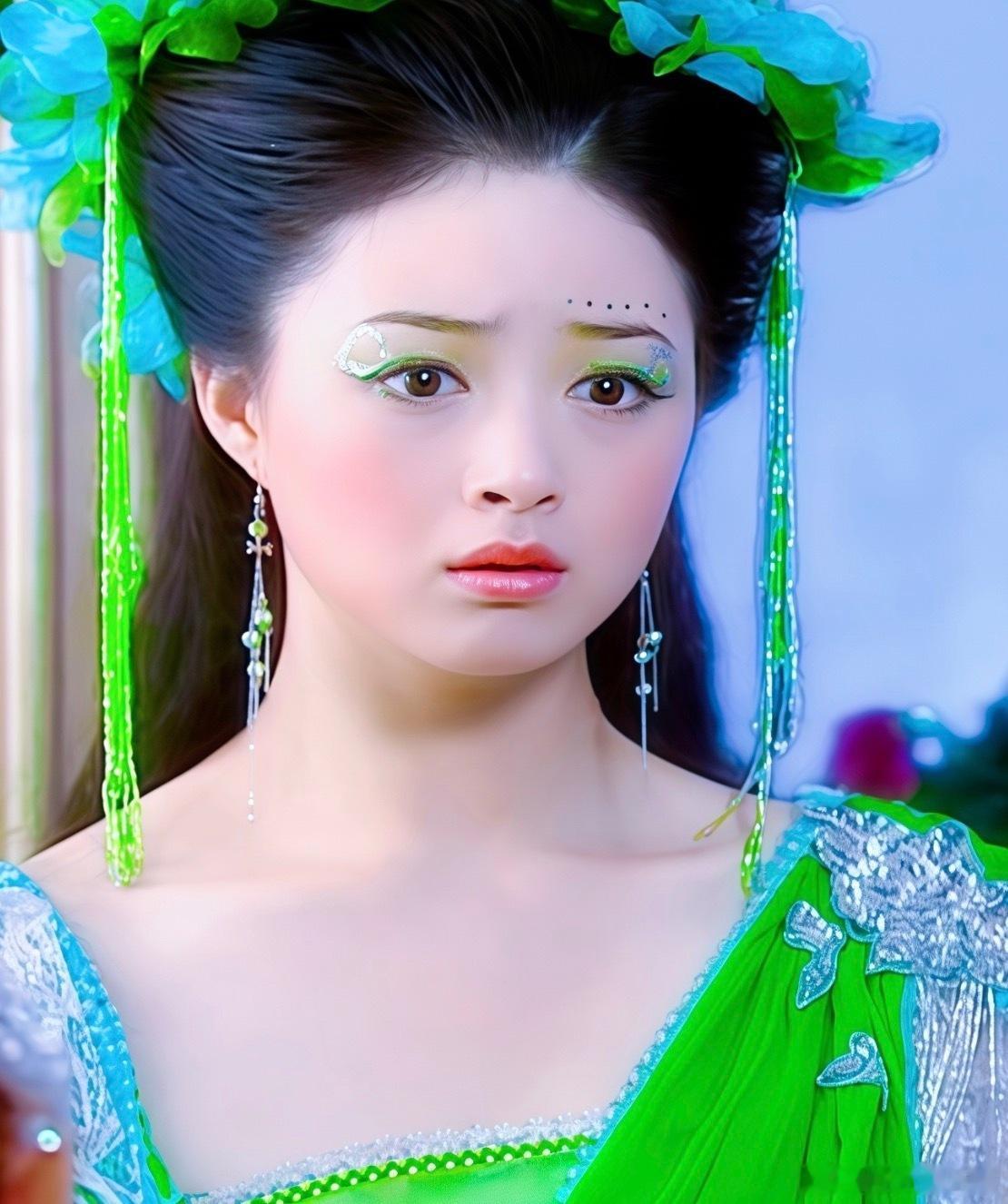 蒋欣欢天喜地七仙女·四公主绿儿蒋欣四仙女🧚♀️第二组美图分享欢天喜地七仙