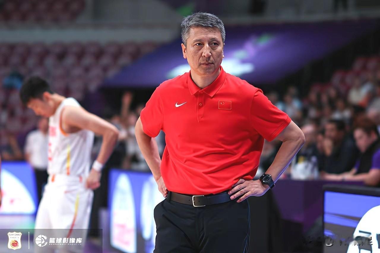 郭士强很忌惮韩国男篮更换主教练！在国家队集训入队会上他就强调对手因换帅导致对他
