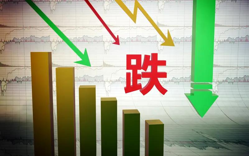 炒股赚钱，多半不是“赚”出来的，是“等”出来的。21号23号那一波行情大跌，