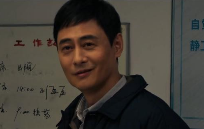 《以法之名》这个演员也是个谜呀！饰演孙飞的演员孙强，仪表堂堂，既温文尔雅又风