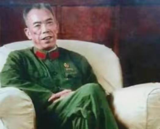 1980年，被组织审查和劳动锻炼长达8年的梁兴初将军，终于等到了处理结果：免除党