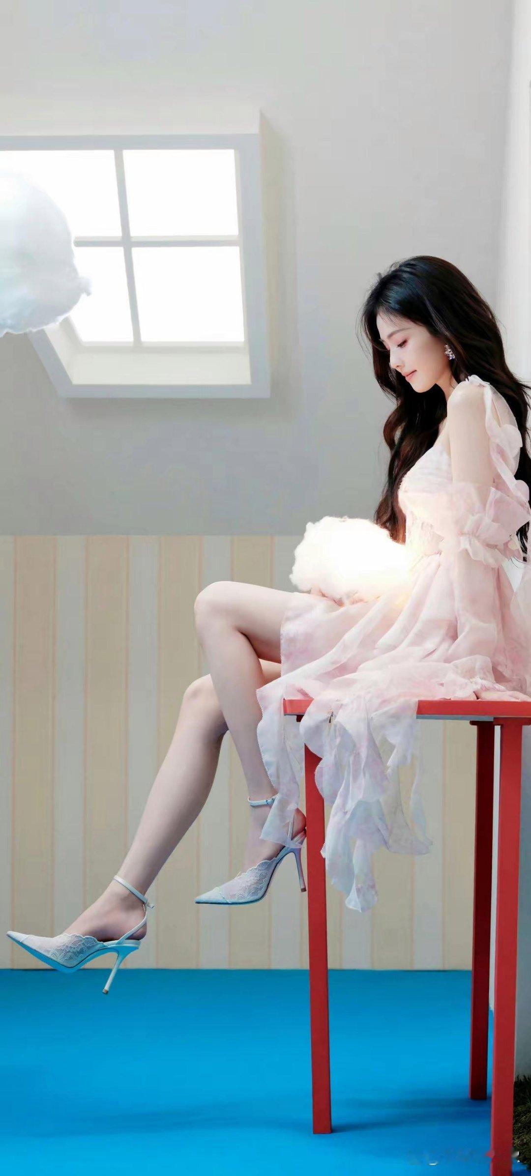 白鹿这高跟鞋👠足弓真斯哈斯哈