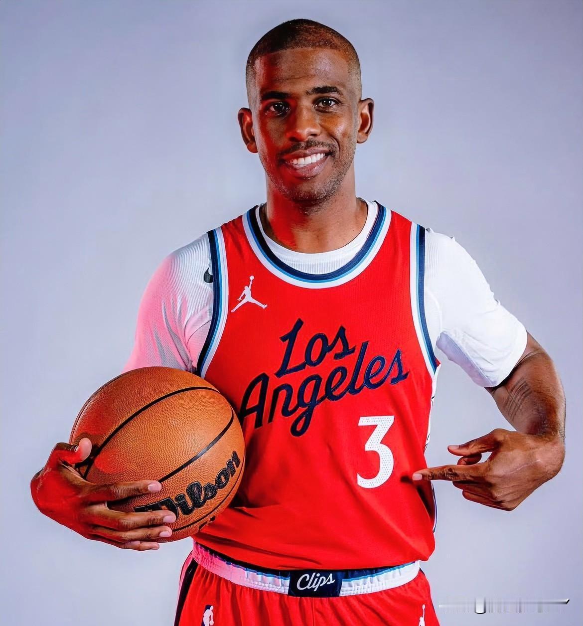 我宣布，以后坚决不看快船比赛了，不是因为战绩不佳，也不是因为伤病太多，而是