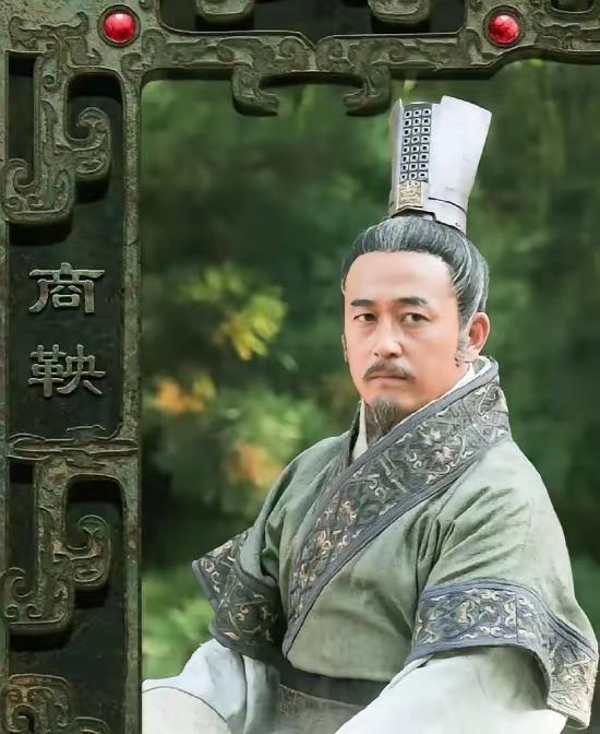 公元前338年，商鞅被五马分尸前，秦王嬴驷问了他一个问题："知道为什么你非死不可