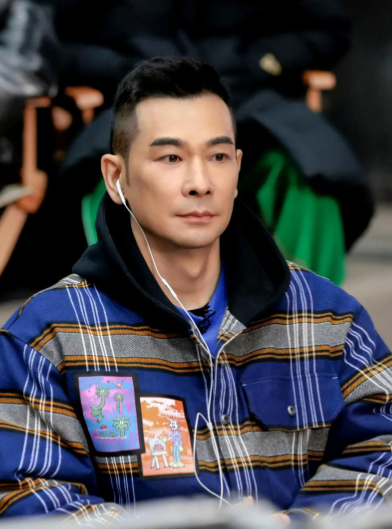 大家没发现， 赵文卓越来越不对劲了吗？ 同为武打明星，就连李连杰、张晋都