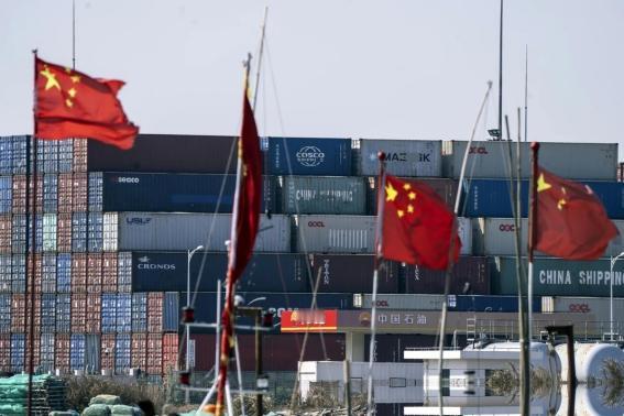 提醒大家做好心理准备：俄乌冲突若继续僵持消耗，中国很可能面临更大的外部麻烦。战事