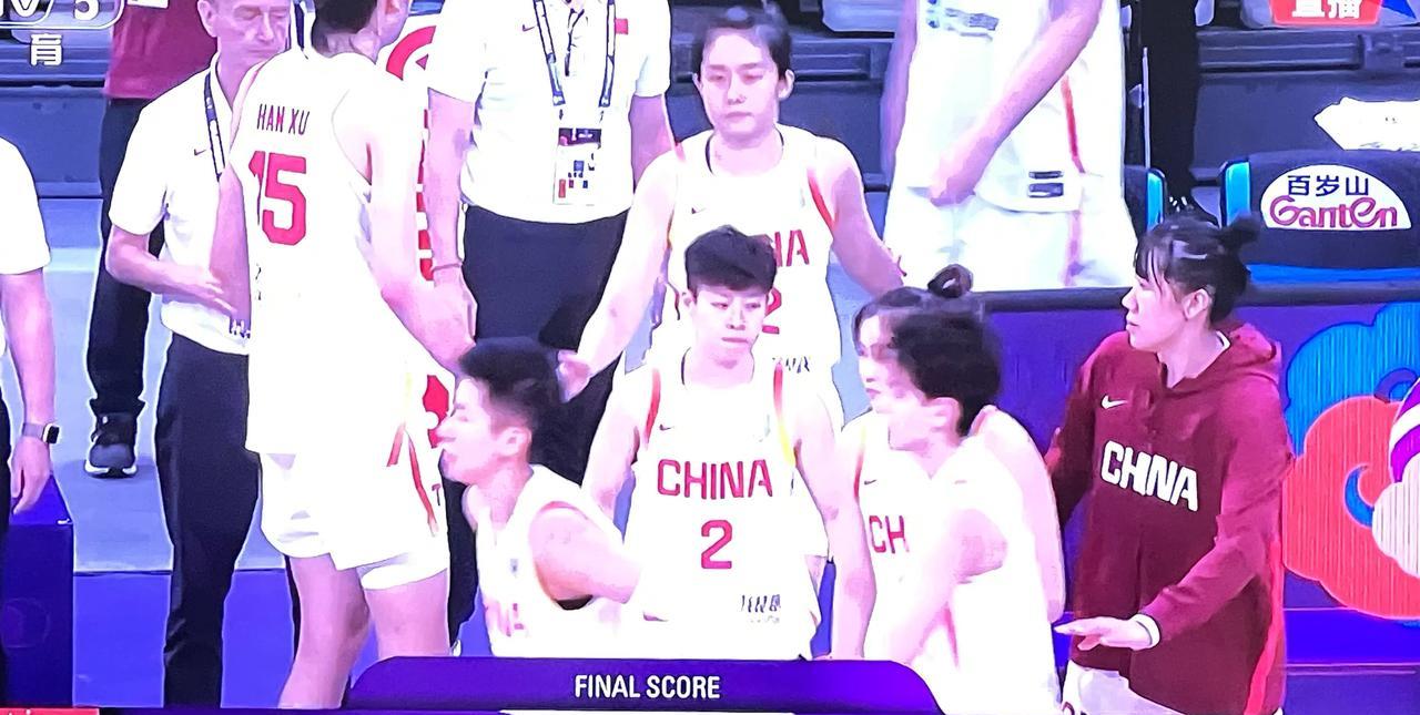日本女篮爆冷击败夺冠热门中国女篮！亚洲杯半决赛中国女篮9分之差输了比赛，主要问