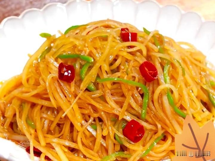 发现一个奇怪的现象，百思不得其解！常言说：人是铁饭是钢，一顿不吃饿得慌。一天都