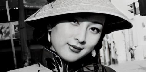 1933年11月的一天，李士群的妻子叶吉卿独自一人去见了大特务徐恩曾，一晚交谈过