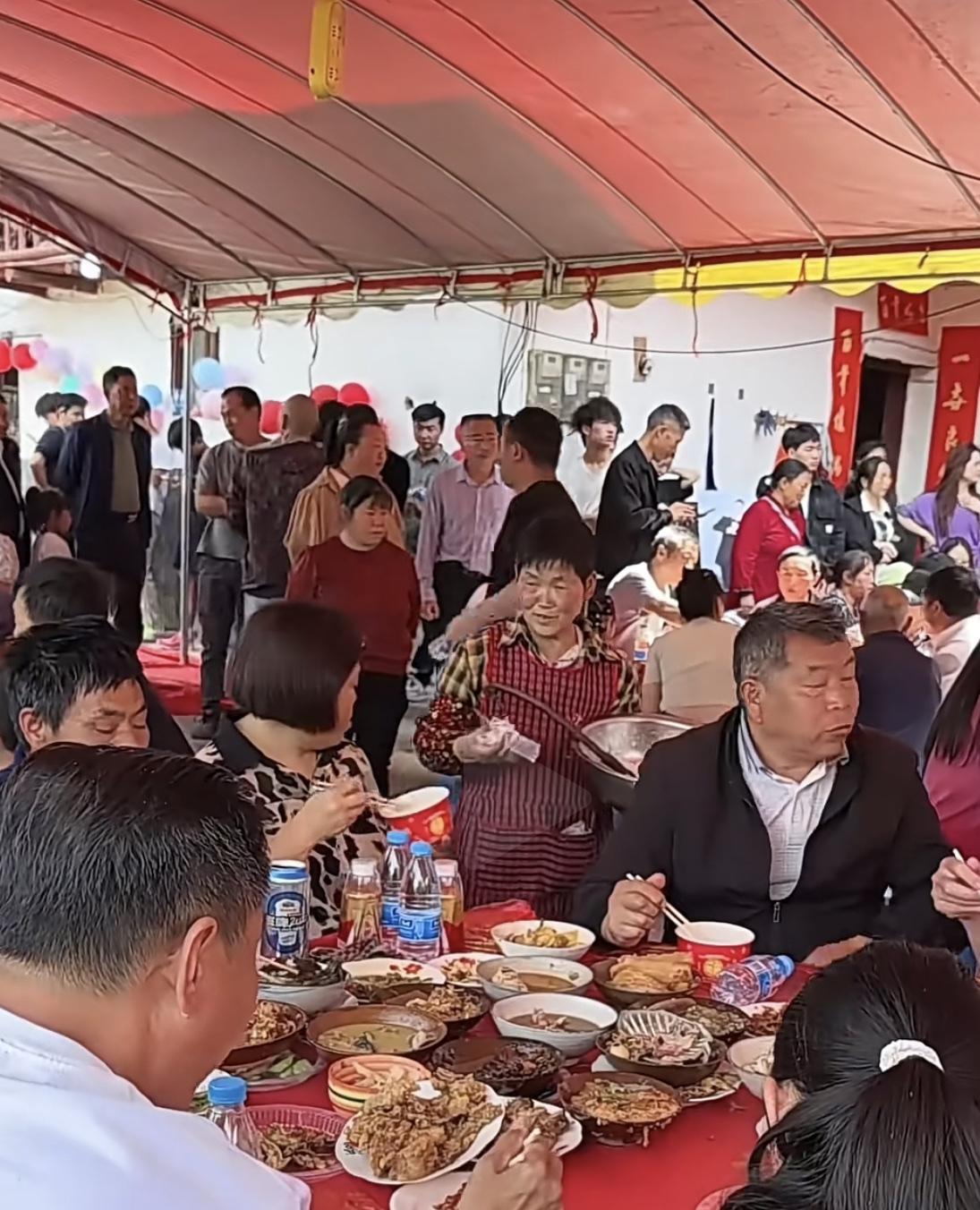 广东人的喜宴都不收红包，或随礼不会超过两百吗？看哪个地方，在清远韶关会收的，