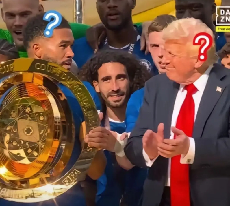 好家伙，<em>因凡蒂诺</em>喊都喊不走，硬要站中间。果然总统当习惯了就爱站c位。要不是必须队