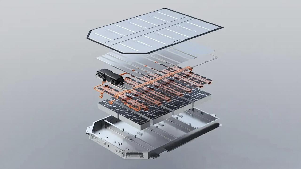 何工科普为什么电池充80%最好？为什么电车长期不用要接着充电桩？为什么电车