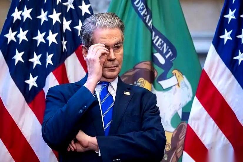 美国这操作，真是给我看笑了。对着中国说：你买俄罗斯石油，行，你家务事，我不管。