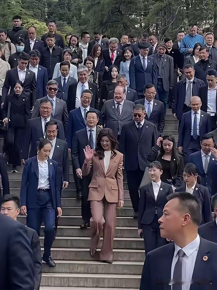 切莫辜负大陆诚意，切实推动国家统一台湾的在野党党首，却在大陆尝到了权力的滋