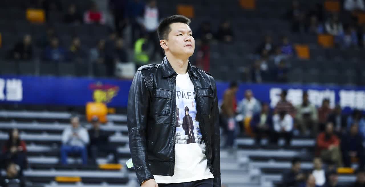 广东男篮总经理朱芳雨真是太懂人情世故了！今天广东男篮官方宣布了崔永熙加盟球队的消