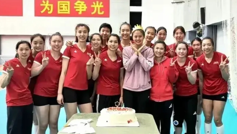 上海人蔡斌曾担任江苏女排主教练，都不敢这么往国家队选人，辽宁赵勇选了8个江苏的，