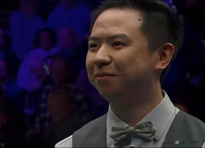 大器晚成！肖国栋的职业生涯还有无限可能。刚翻看了马克•塞尔比v与肖国栋，在凌晨