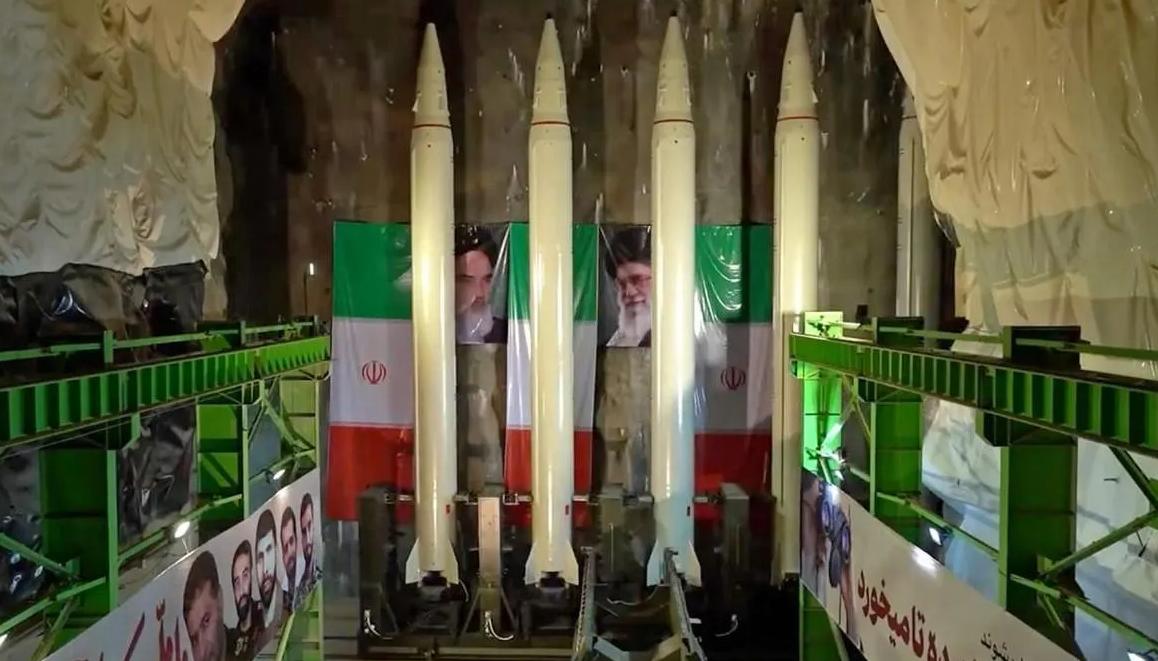 这就是战败必须要付出的代价！伊朗突发，崩溃，失控，到底发生了什么？伊朗在12月，