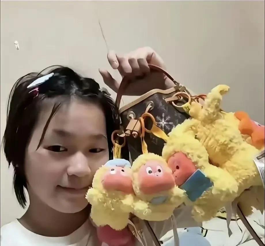 希望国跳队最好能给句痛快话！如果还需要全红婵就好好善待她。不需要了就把她还给