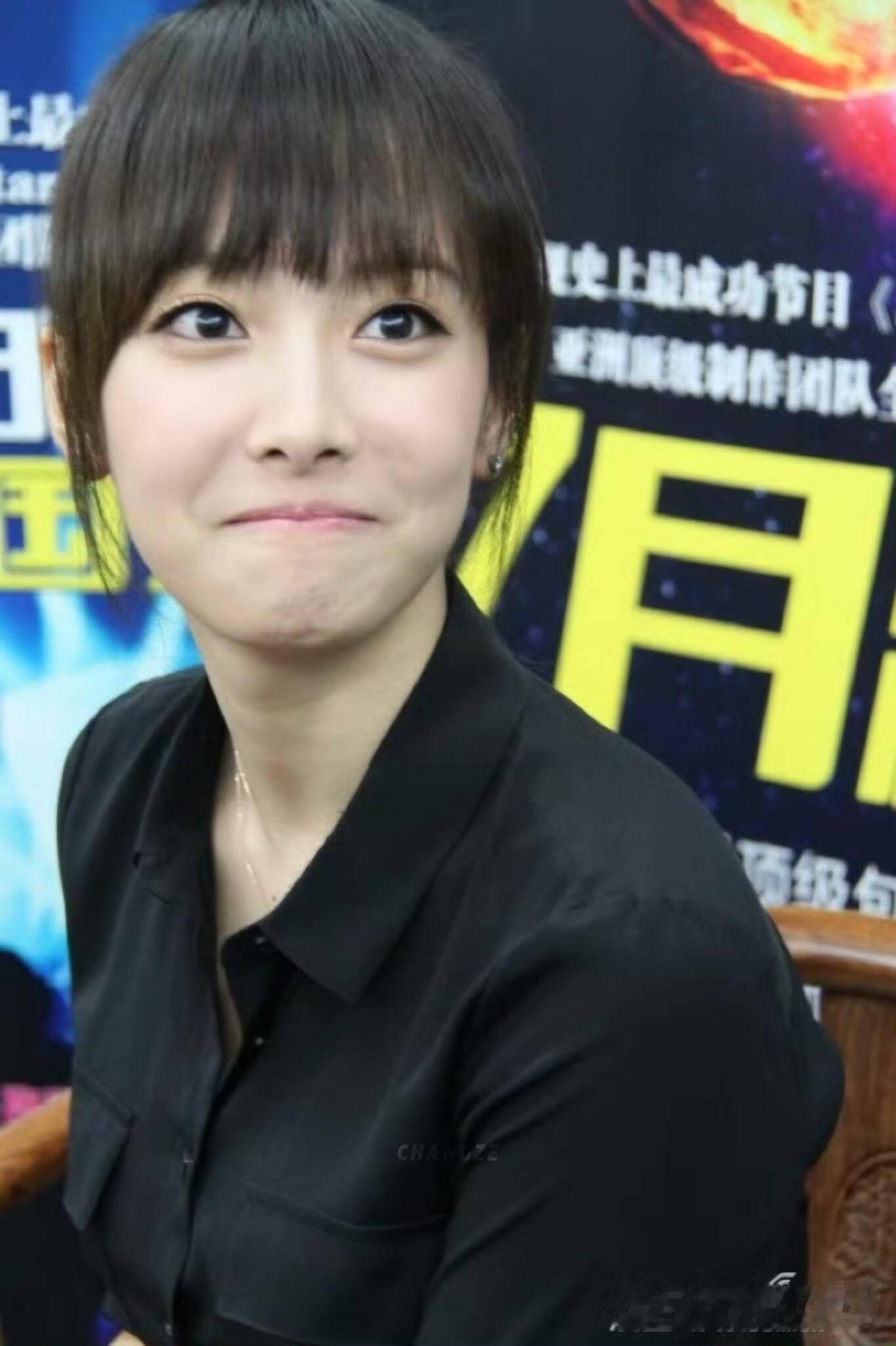 谁懂我真的怀念那个眼妆厚重但眼神清澈的年代….📕：长泽_22