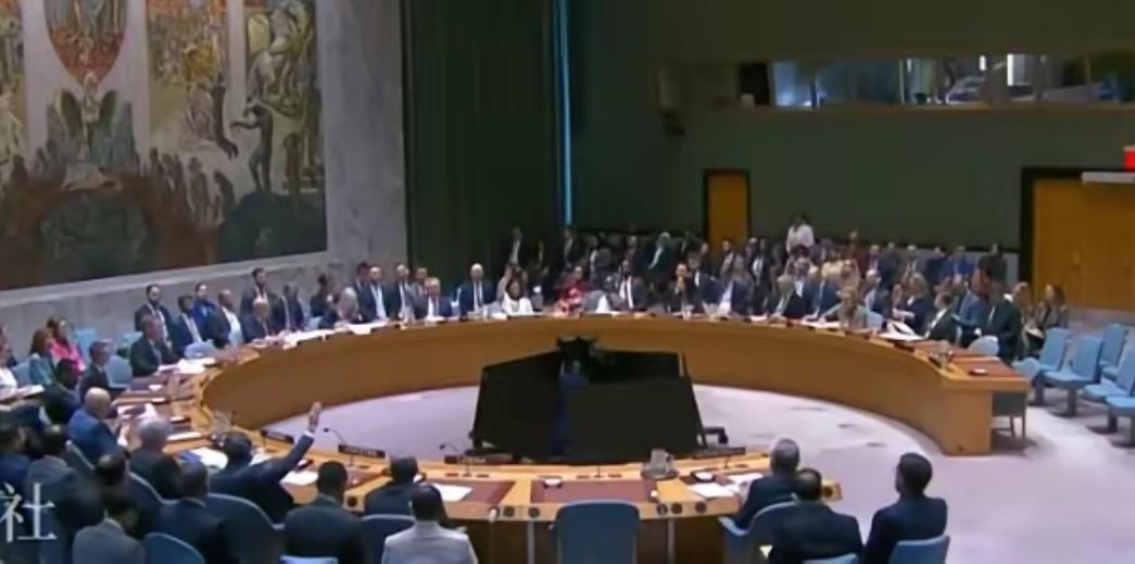 11国一致赞成也没用，北京果断出手告诉海湾各国：美国在中方不足挂齿！2026