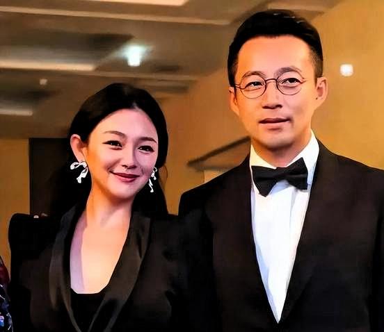 汪小菲这次真算明白了？以前总被坑现在终于学乖了吧最近网上闹得挺凶，说汪小菲不愿
