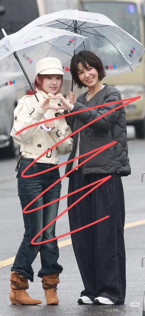 曾沛慈和黄灿灿永远的极简主义vs极繁主义