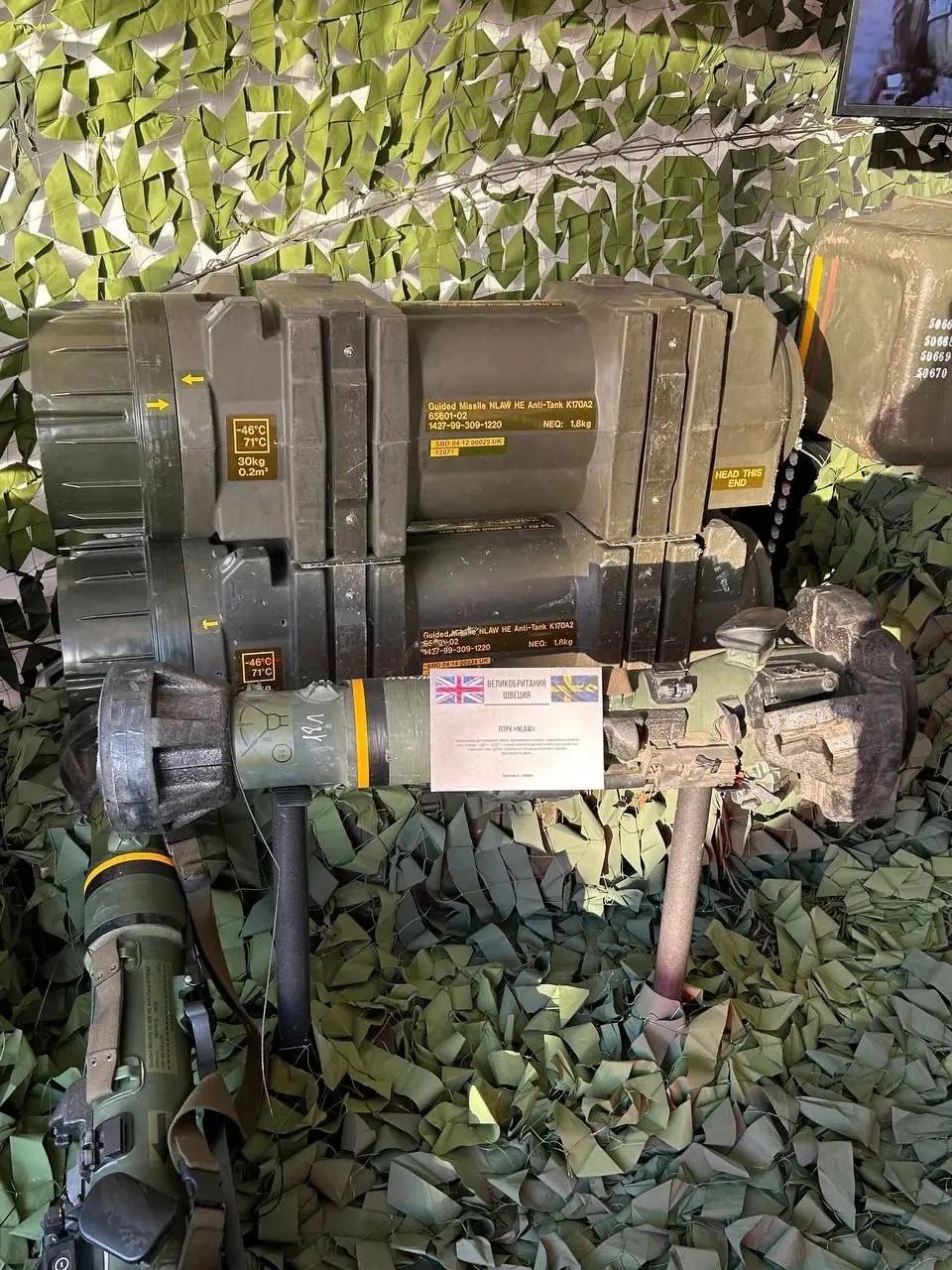 打到现在，俄罗斯终于看明白了，他可以炸乌克兰的城市，可以打掉乌克兰的电网，却炸不