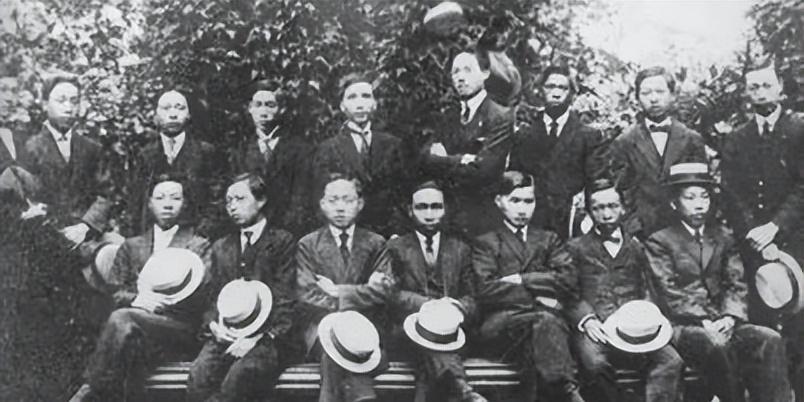 聂荣臻于70年探望陈毅却被拒门外，疑问是否因担心被连累引发两人隔阂？1920