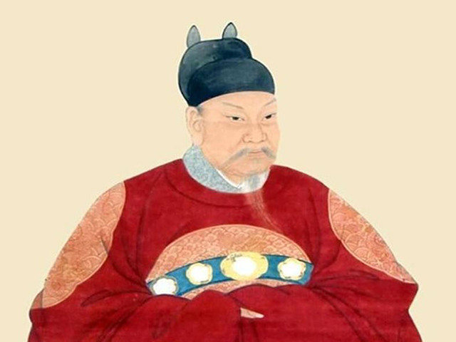 姓“钱”的历史人物：1.战国：隐士——钱丹；2.秦朝：位列“三公”之一的御