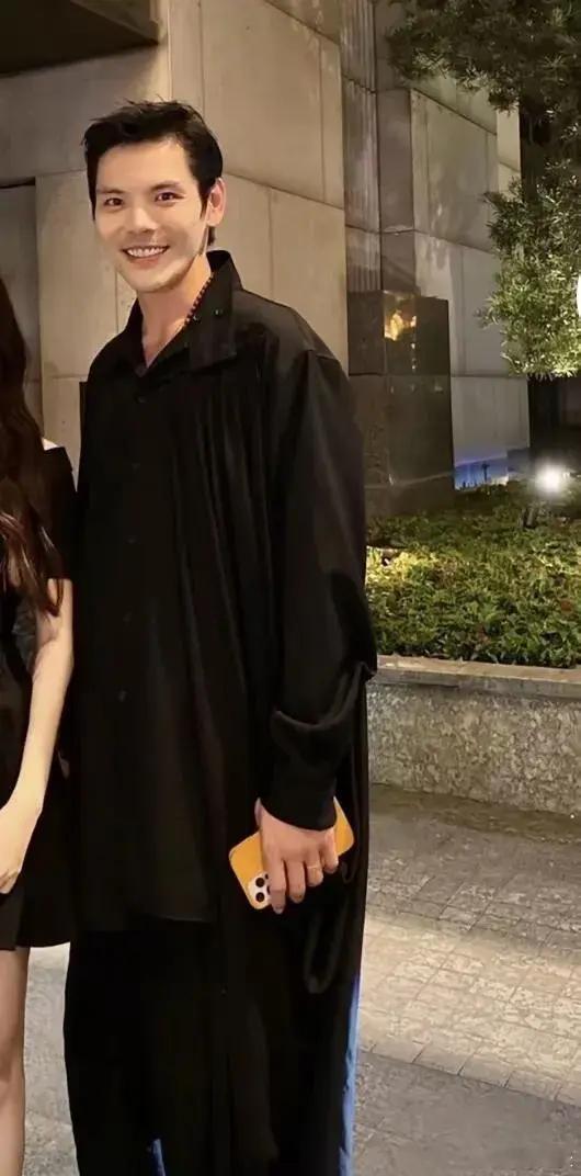 以前的向佐vs现在的向阳花