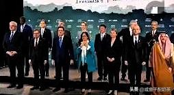 必须注意要认清一个现实：形势越发明朗，新世界格局正悄悄成型11月13日，加拿