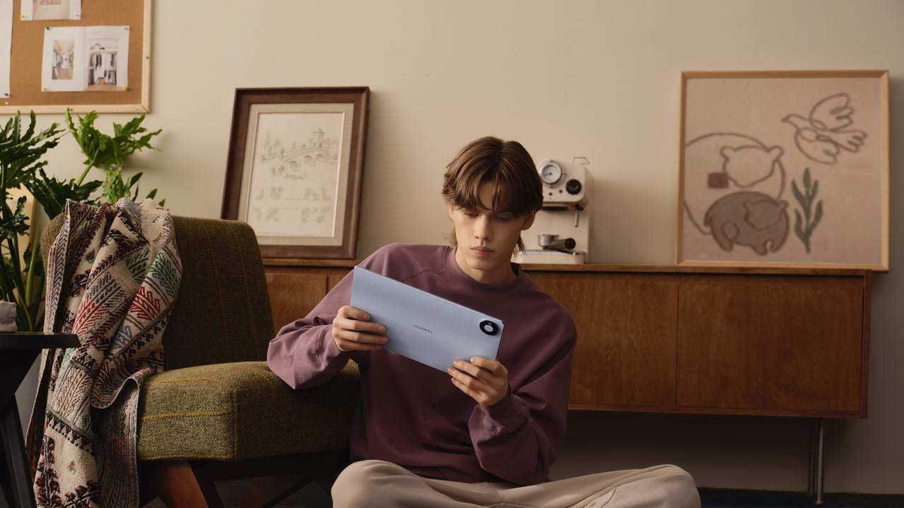 针对大屏平板在多任务处理上的痛点，HUAWEIMatePadProMax完