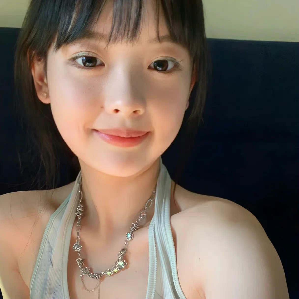人要有翻篇的能力，不依不饶，就是画地为牢。困不住别人，困的是自己。