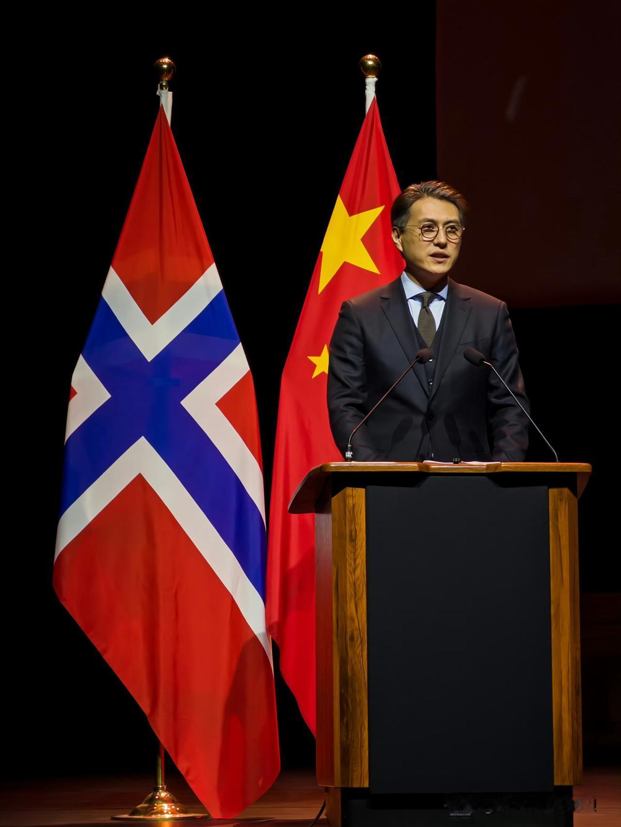 娱乐圈怪象🔥——小鲜肉换了一茬又一茬，唯独靳东，通杀老中青三代，这魔力，真没谁