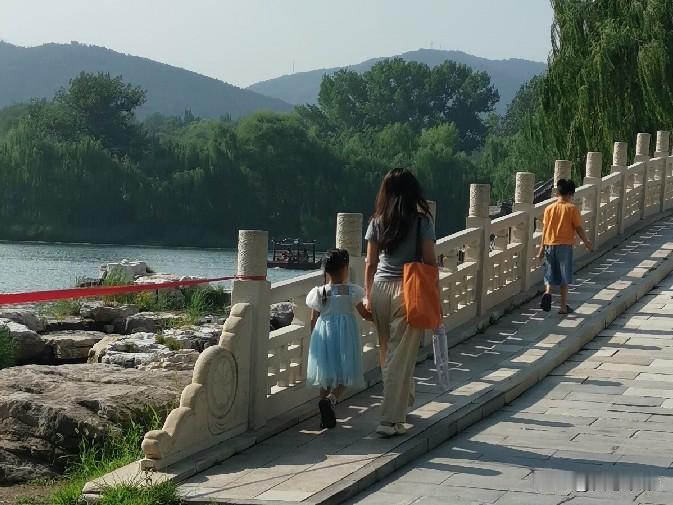 只要是当过婆婆的人，都相信这五个扎心的真理。一，不管你多么关心儿媳妇，把她当亲