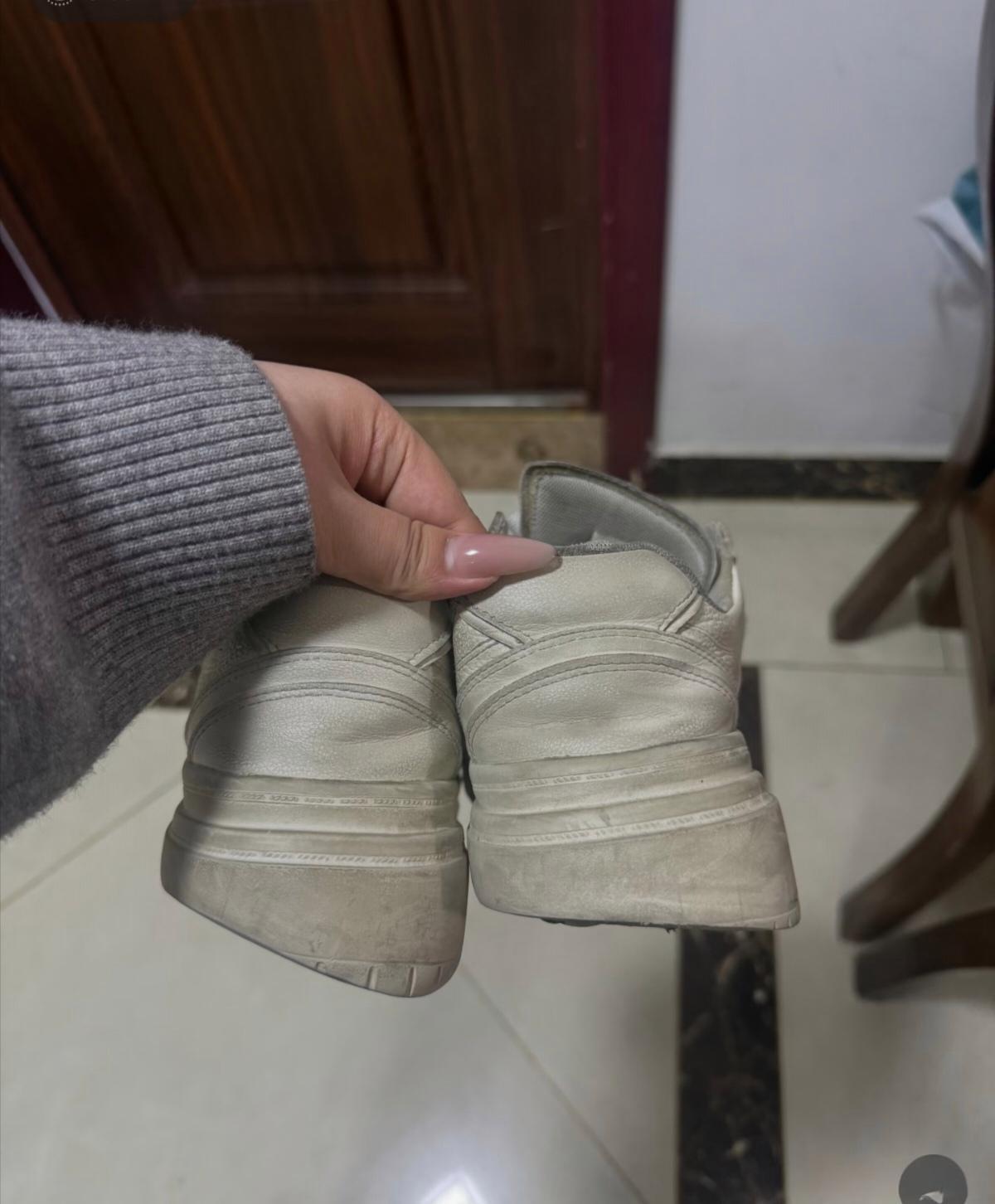 这是怎么穿成这样的啊