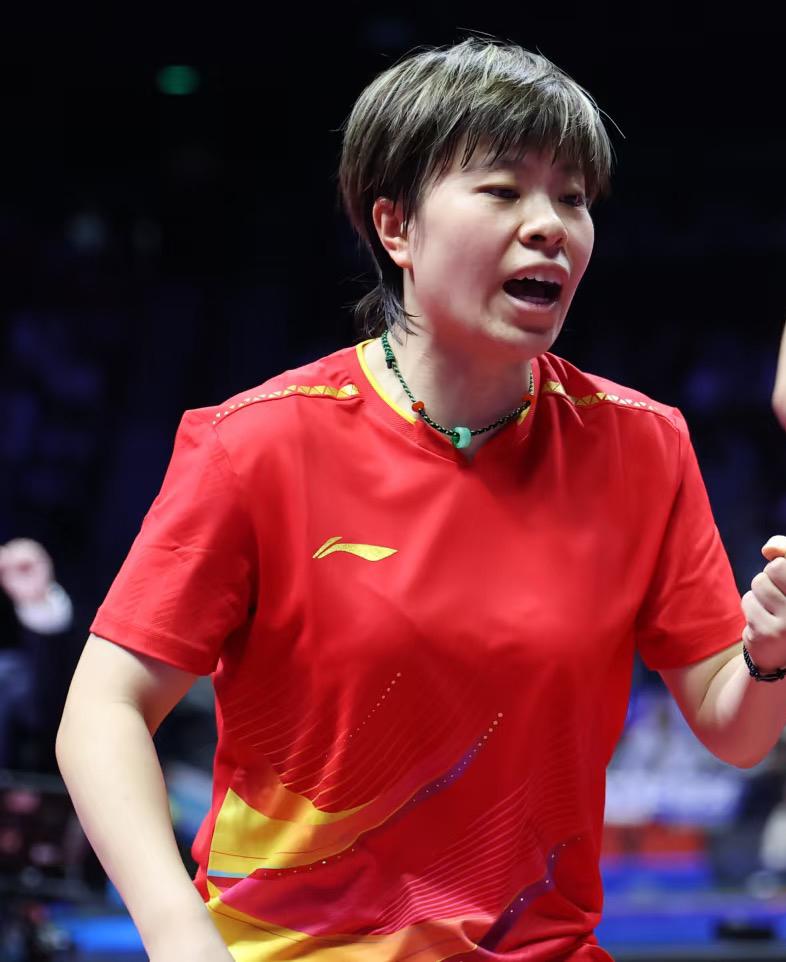 王艺迪跟李大成教练说“发球的时候别说话，尤其是领先的时候！”大迪无意间被自己的