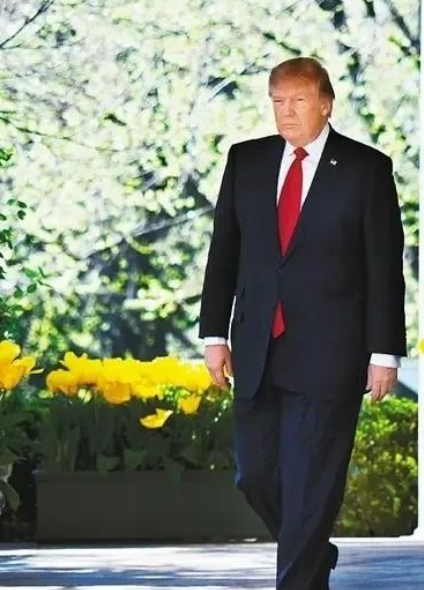特朗普为何急于在9.3之前见普京，有五点原因：第一，担忧9.3阅兵后局势生变。